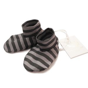 Organic Baby Booties Blk-Gray Stripe (0-6 mos) NWT